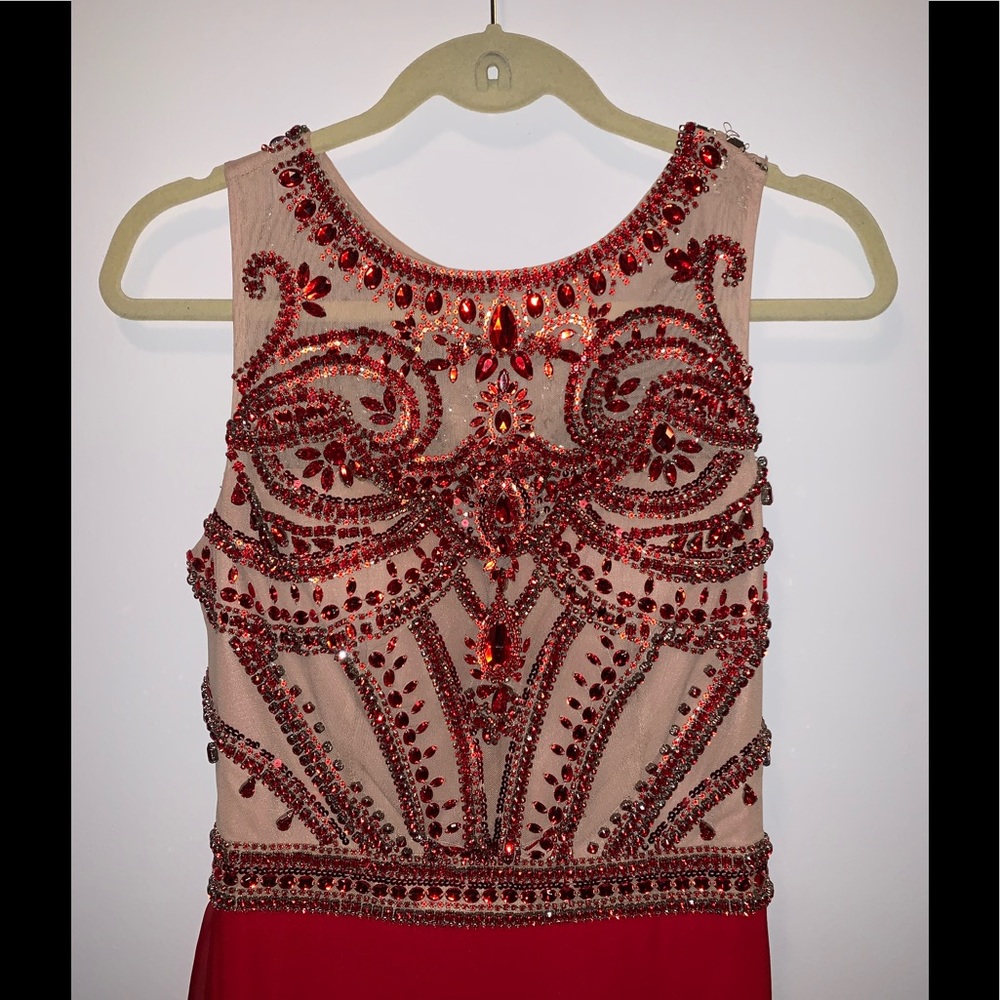 Women’s Prom Dress